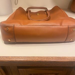Tan Tory Burch tote